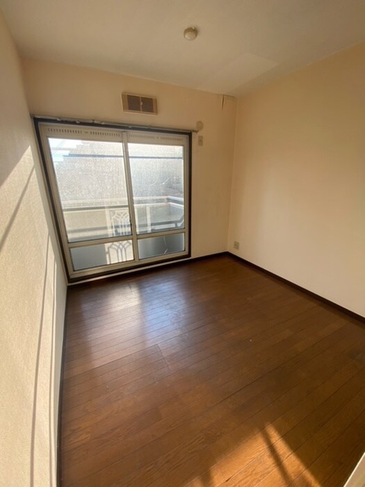 物件内観写真18　(居室)