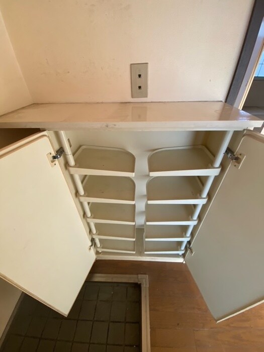 物件内観写真22　(靴箱)