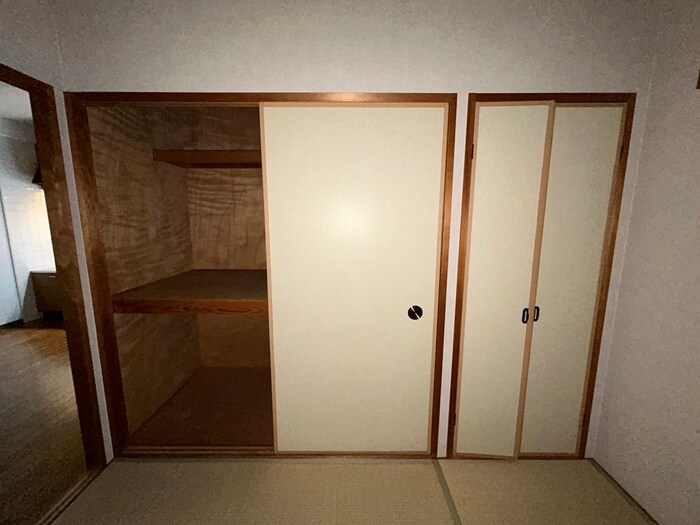 物件内観写真15　(収納)
