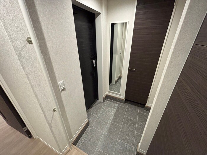 物件内観写真15　(玄関)