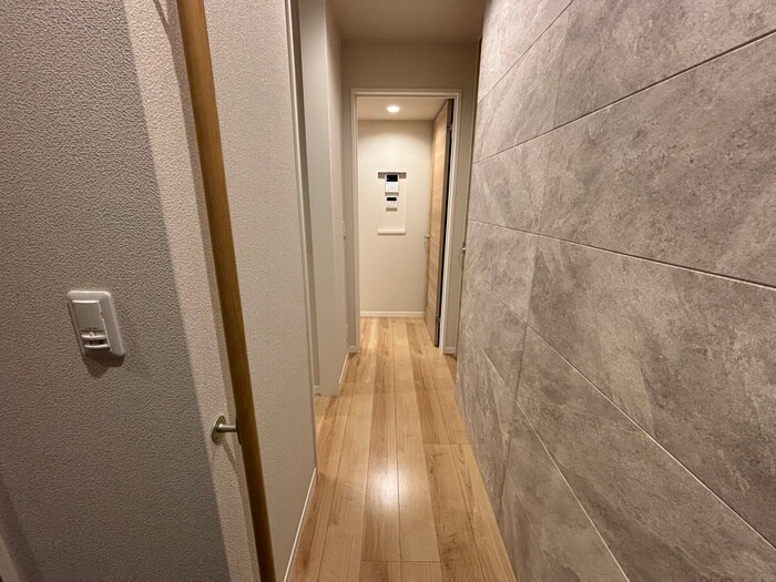 物件内観写真19　(廊下)