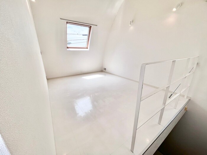 物件内観写真8　(居室)