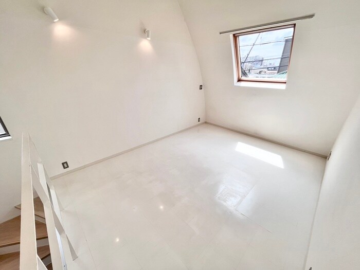 物件内観写真15　(居室)