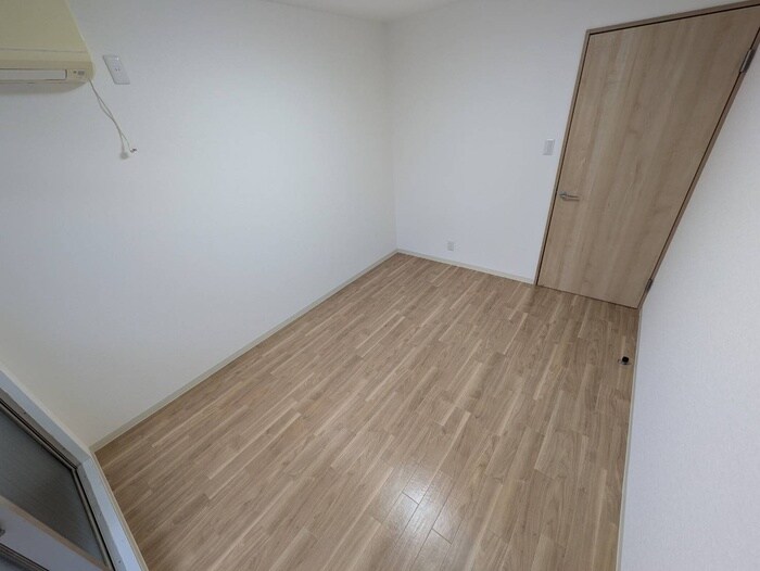 物件内観写真18　(居室)