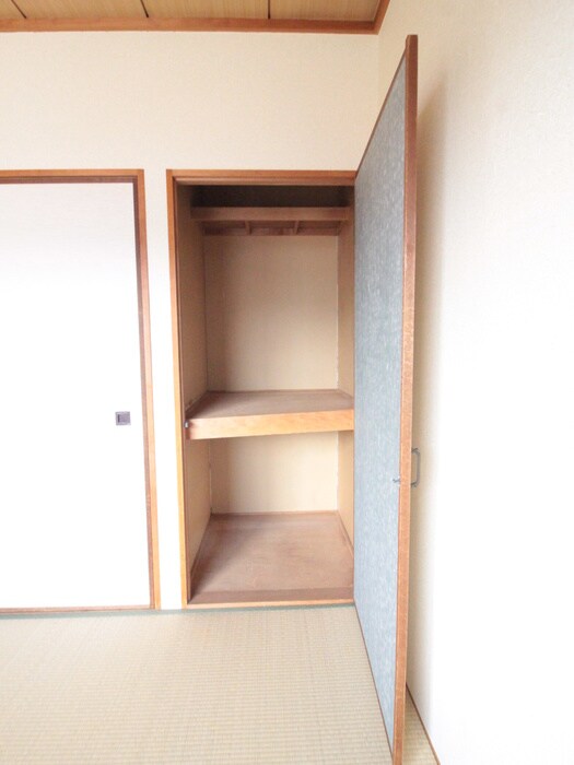 物件内観写真21　(収納)