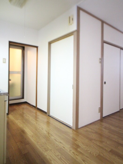 物件内観写真6　(居室)