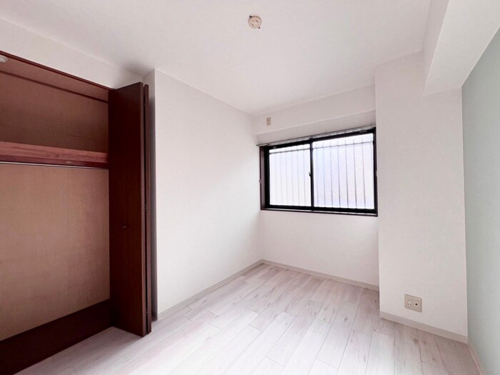 物件内観写真11　(居室)