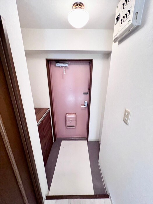 物件内観写真20　(玄関)