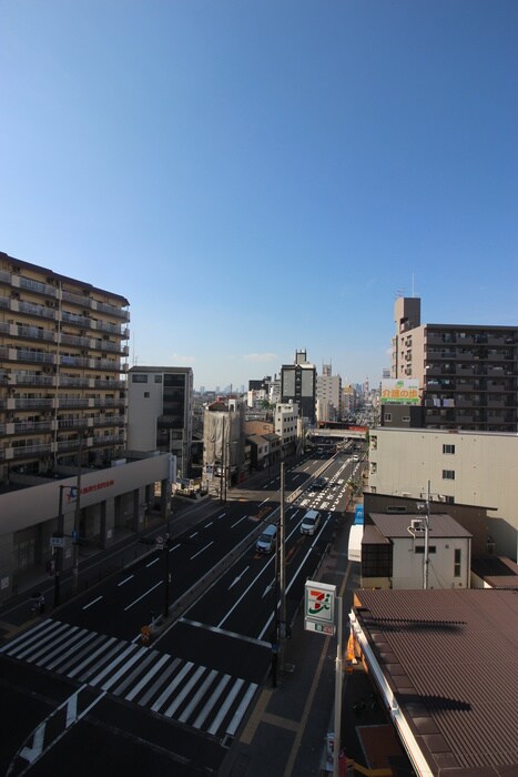 物件内観写真15　(室内からの展望)