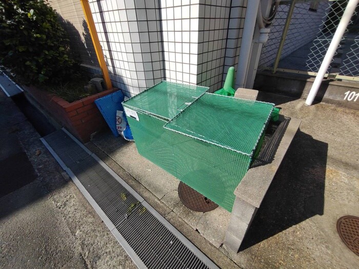 物件外観写真6　(建物設備)