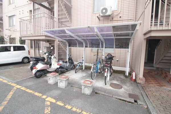 駐輪場