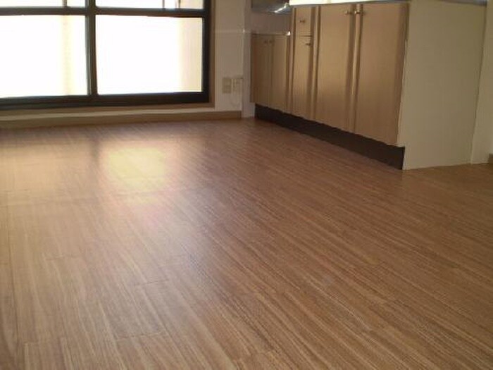 物件内観写真10　(内観写真)