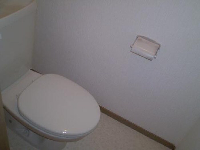 物件内観写真12　(トイレ)