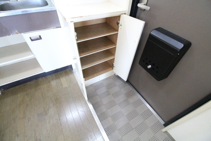 物件内観写真17　(靴箱)