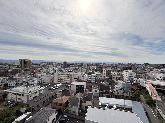 物件内観写真21　(室内からの展望)