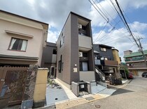 クレスト山科の外観写真