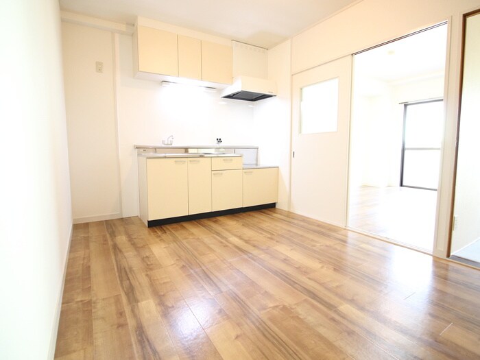 物件内観写真7　(内観写真)