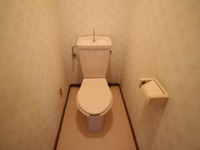 物件内観写真15　(トイレ)