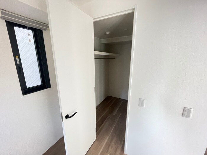 物件内観写真10　(収納)