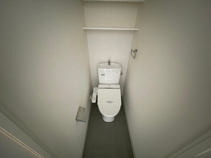 物件内観写真12　(トイレ)