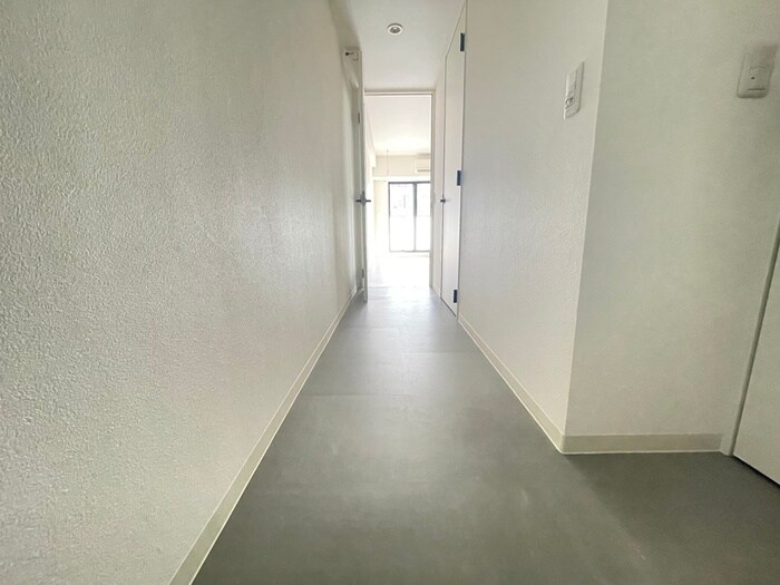 物件内観写真17　(廊下)