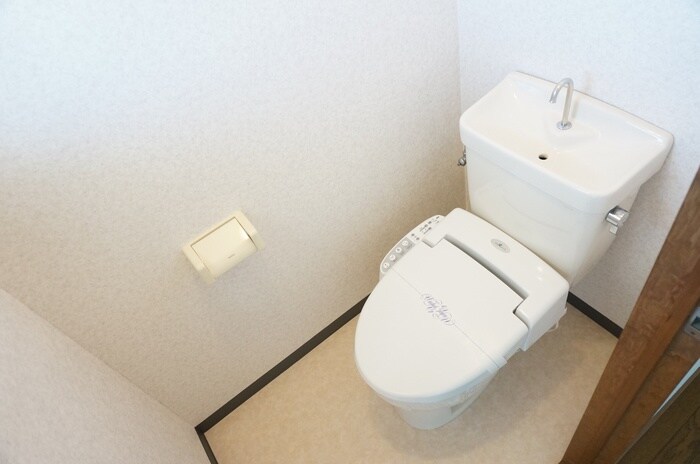 物件内観写真10　(トイレ)