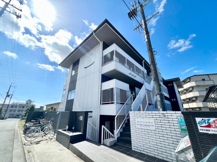 物件外観写真2　(外観写真)