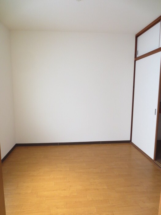 物件内観写真12　(居室)