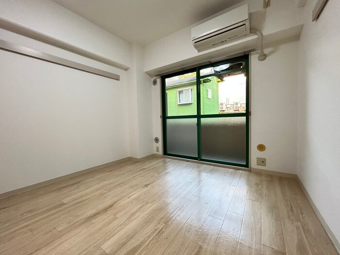 物件内観写真8　(居室)