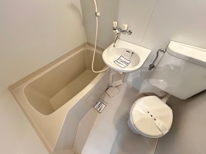 物件内観写真12　(バス／シャワールーム等)