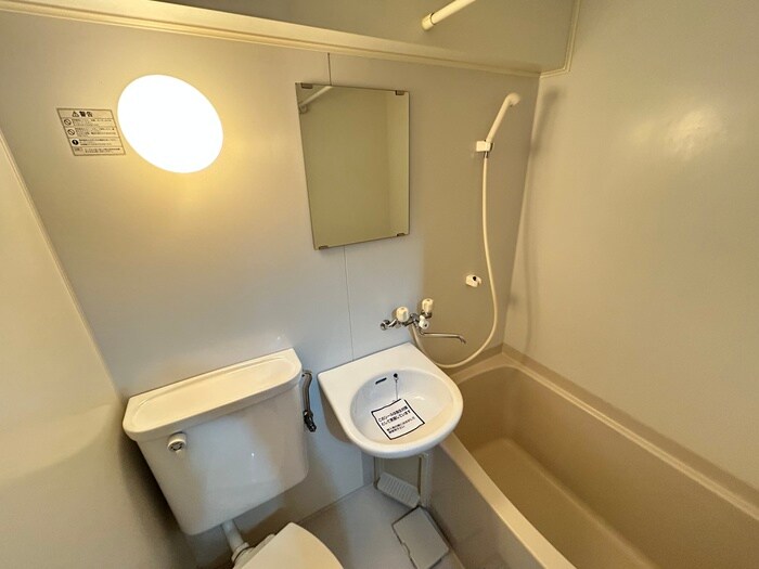 物件内観写真13　(洗面)