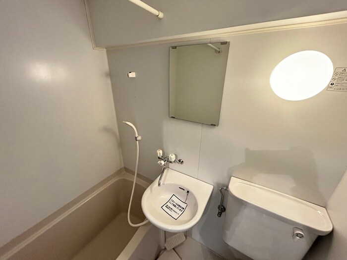 物件内観写真13　(洗面)