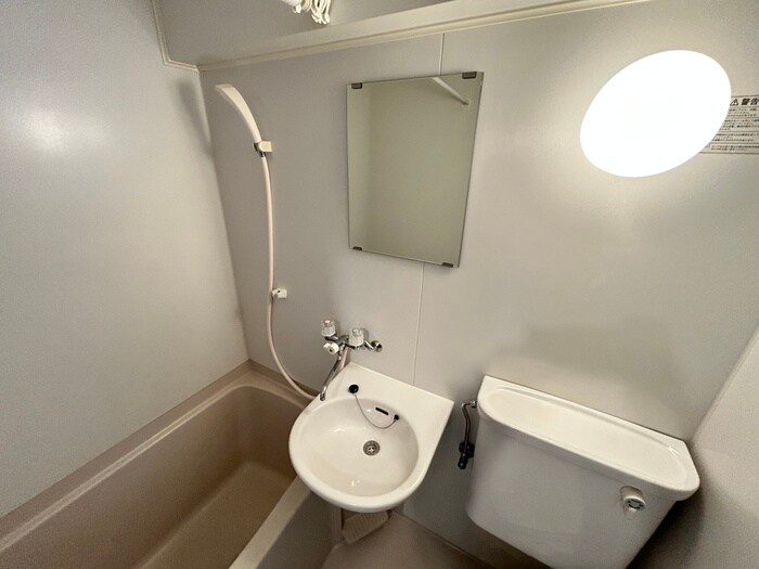 物件内観写真13　(洗面)