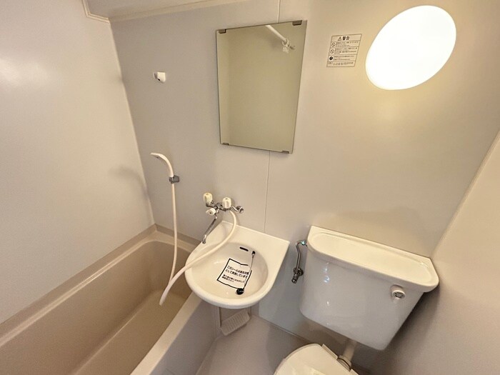 物件内観写真13　(洗面)