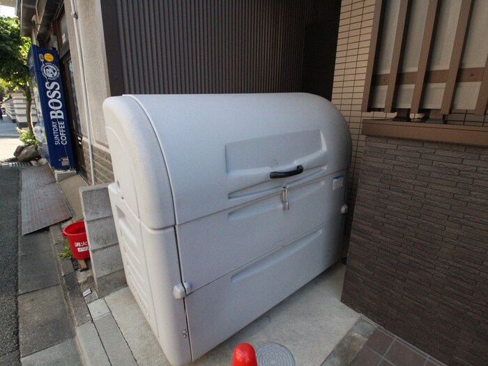 物件外観写真4　(建物設備)