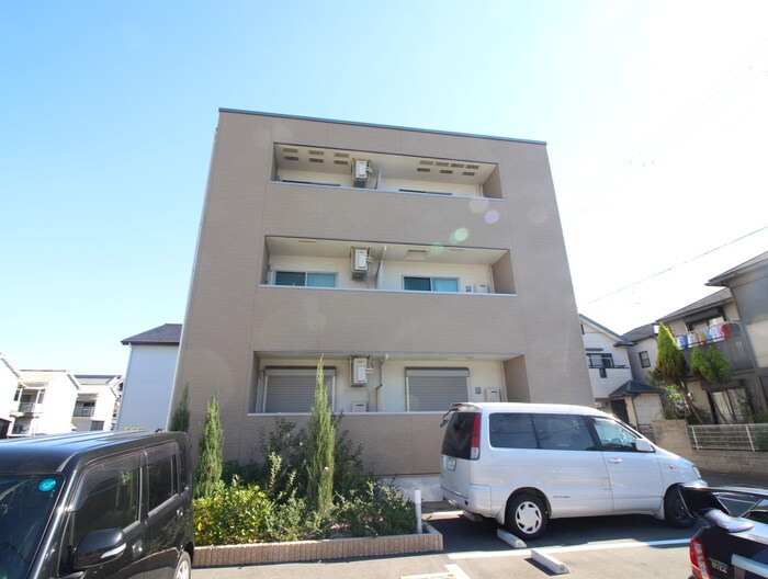 物件外観写真2　(外観写真)