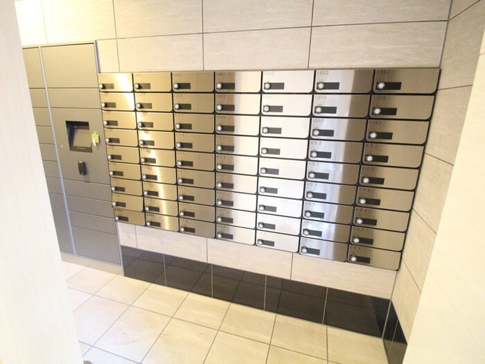 物件外観写真4　(建物設備)