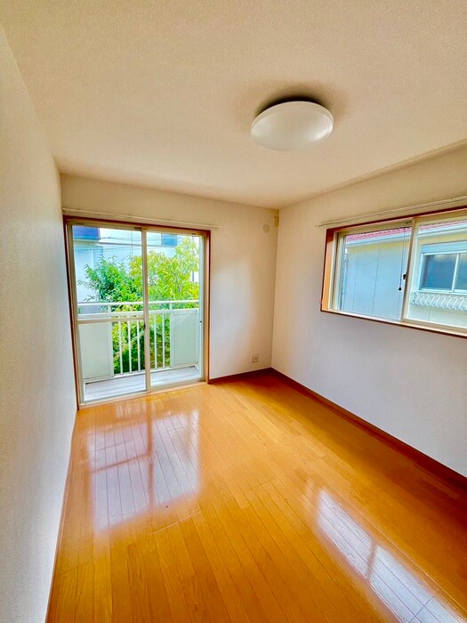 物件内観写真10　(居室)