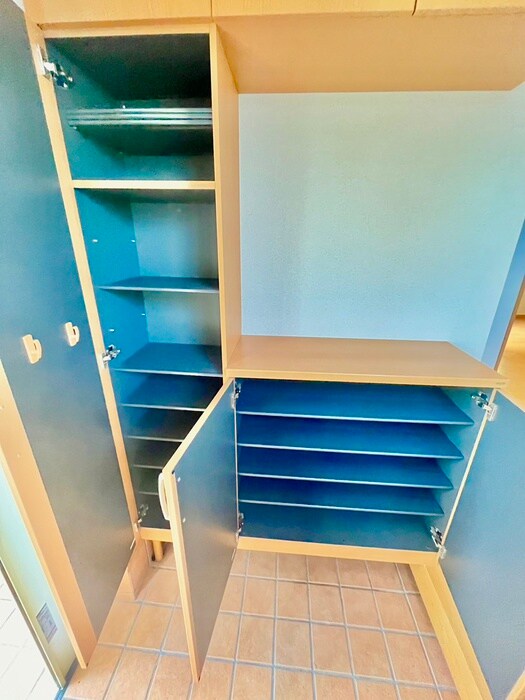 物件内観写真16　(靴箱)