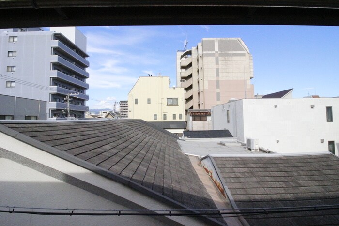 物件内観写真19　(室内からの展望)