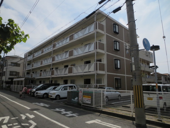 メゾン住之江