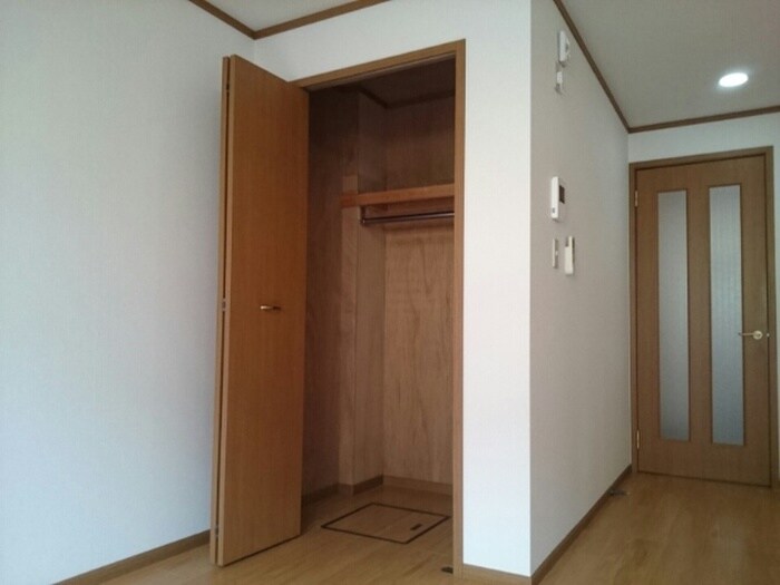 物件内観写真11　(収納)
