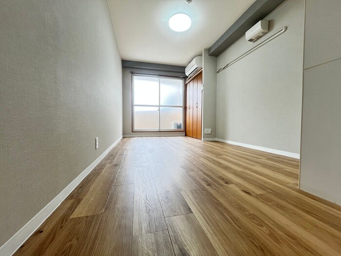 物件内観写真12　(居室)