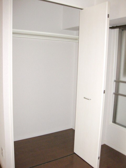 物件内観写真8　(収納)
