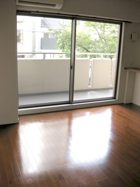 物件内観写真15　(居室)