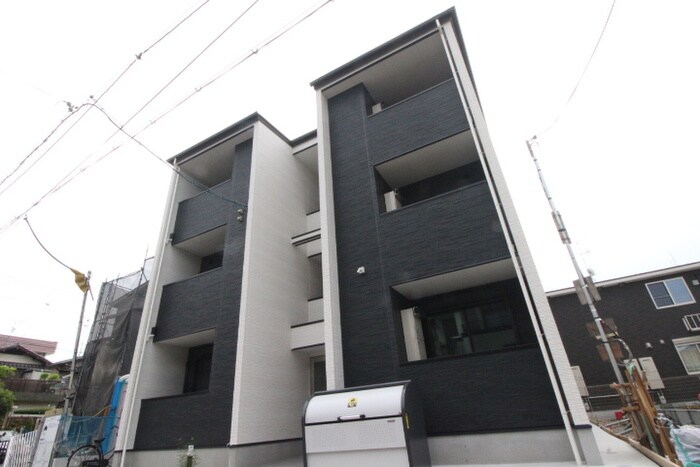 物件外観写真2　(外観写真)