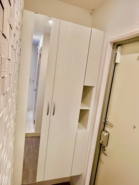 物件内観写真8　(靴箱)
