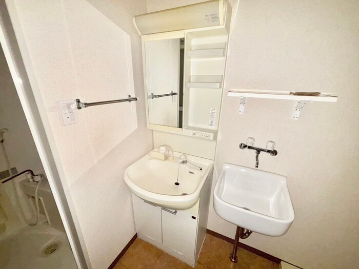 物件内観写真15　(洗面)