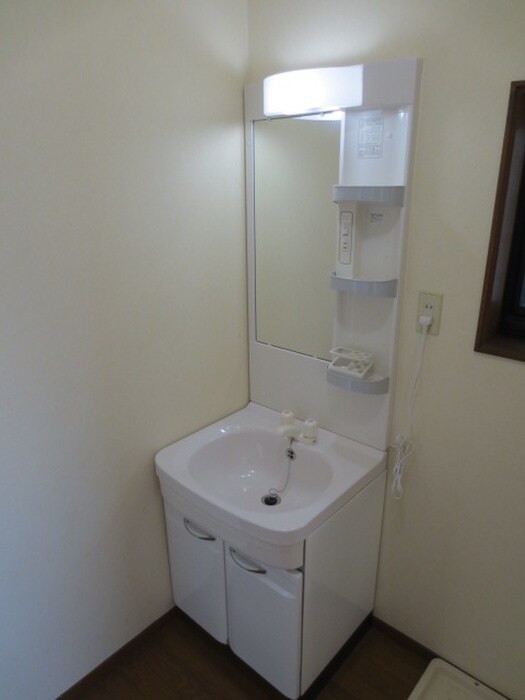 物件内観写真9　(洗面)