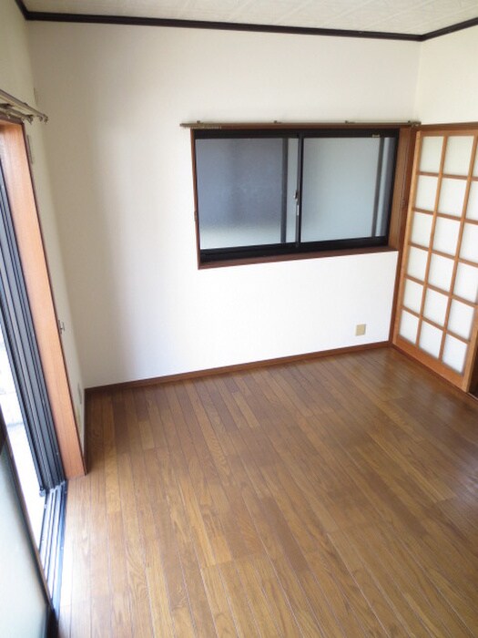 物件内観写真13　(居室)